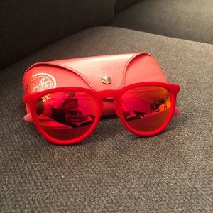 Ray Ban Red Flash Sunglasses 🕶